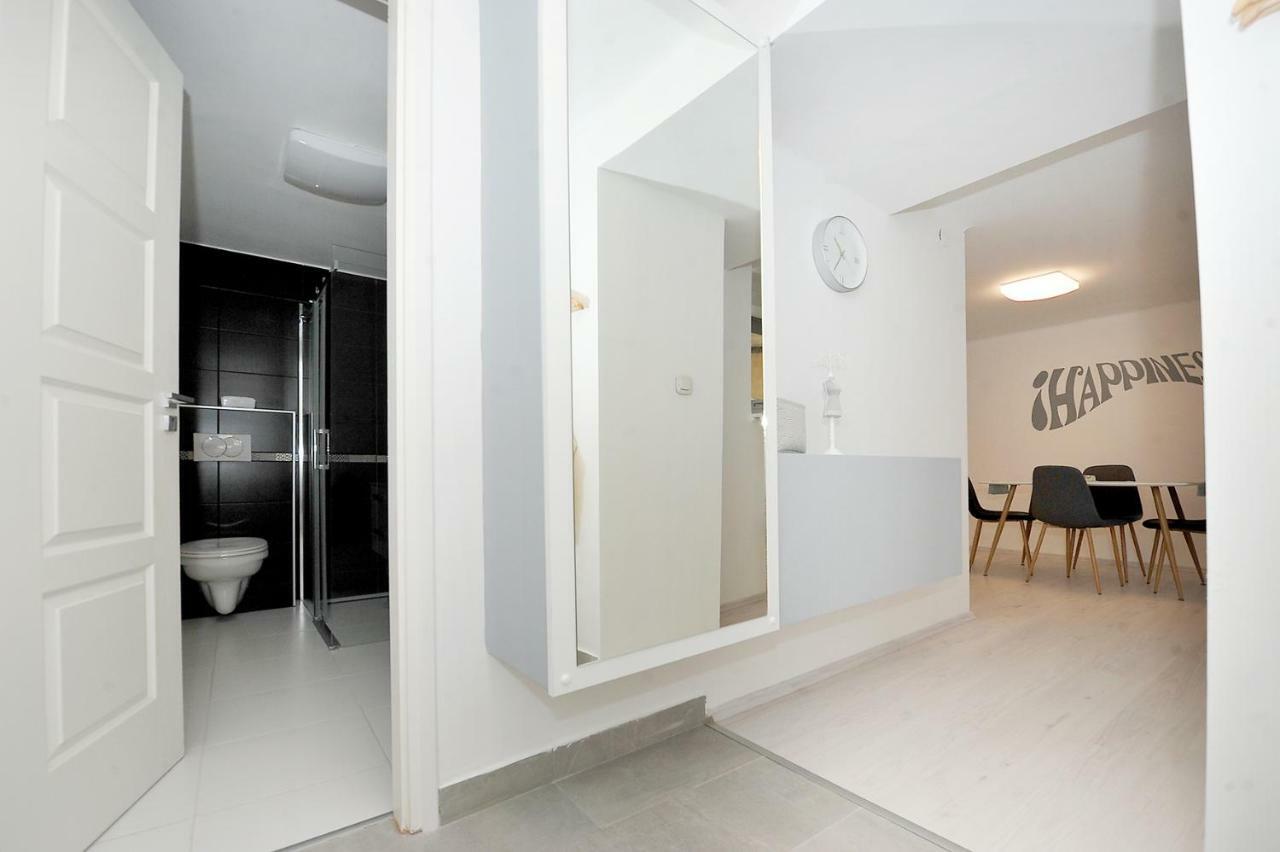 Pure Apartman Pecs Bagian luar foto
